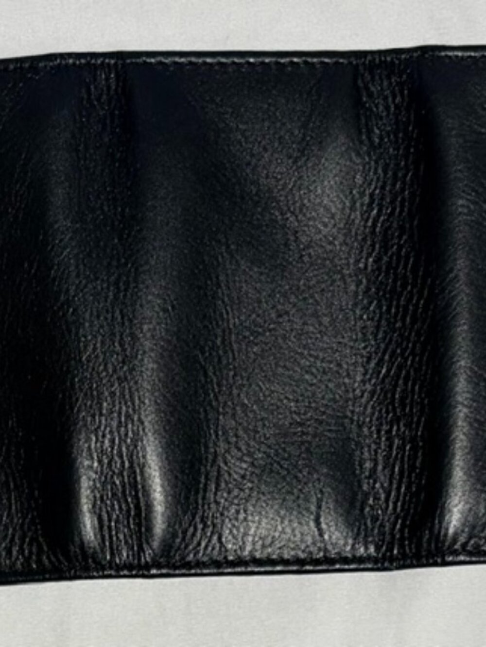 NWT Winn International Black Leather Trifold Key Case Wallet Holder